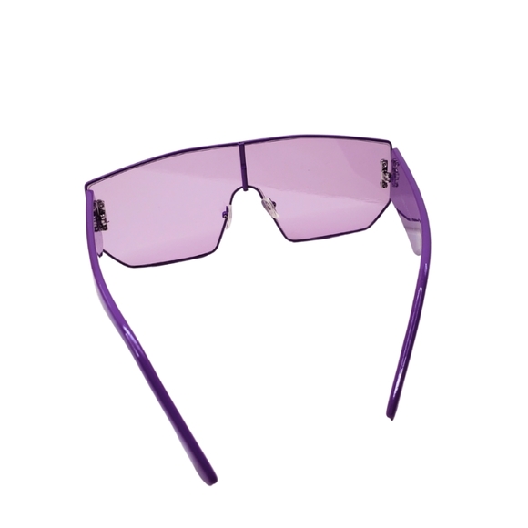 Large Frame Fashion Sunglasses | Purple - Picture 4 of 4